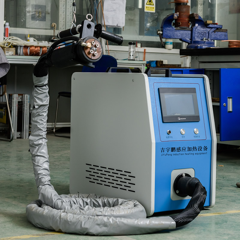  . 熱整平手持式感應(yīng)加熱機(jī)30KW